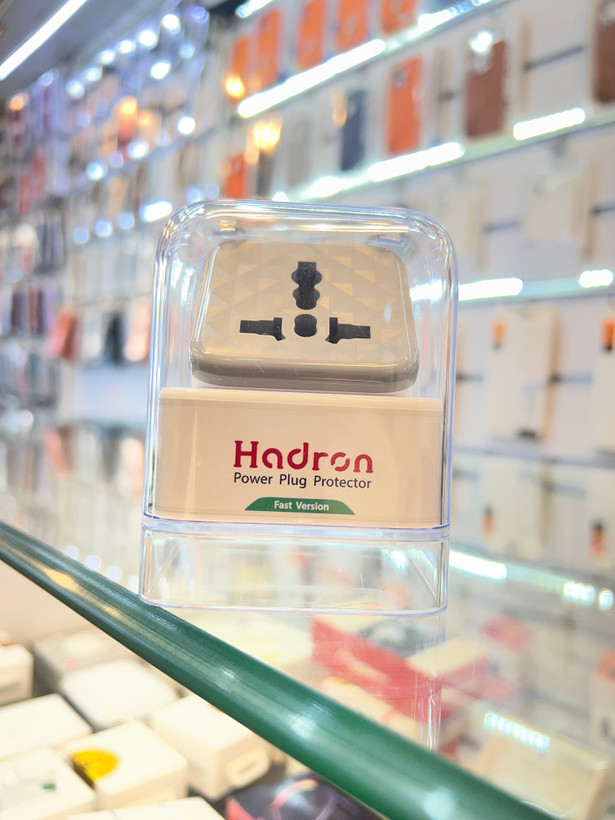 مبدل دوشاخه ۳ به ۲ تایمر دار HADRON (اصلی) مدل p103